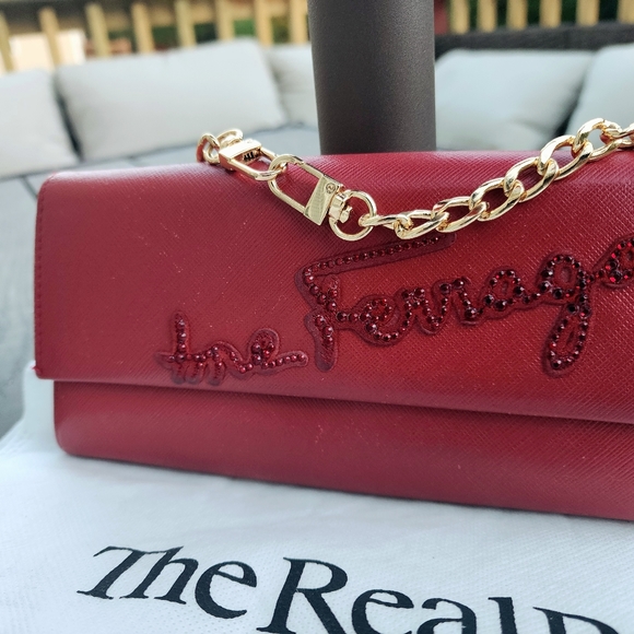 📣SOLD!! GUC Salvatore Ferragamo Saffiano wallet - Picture 3 of 9